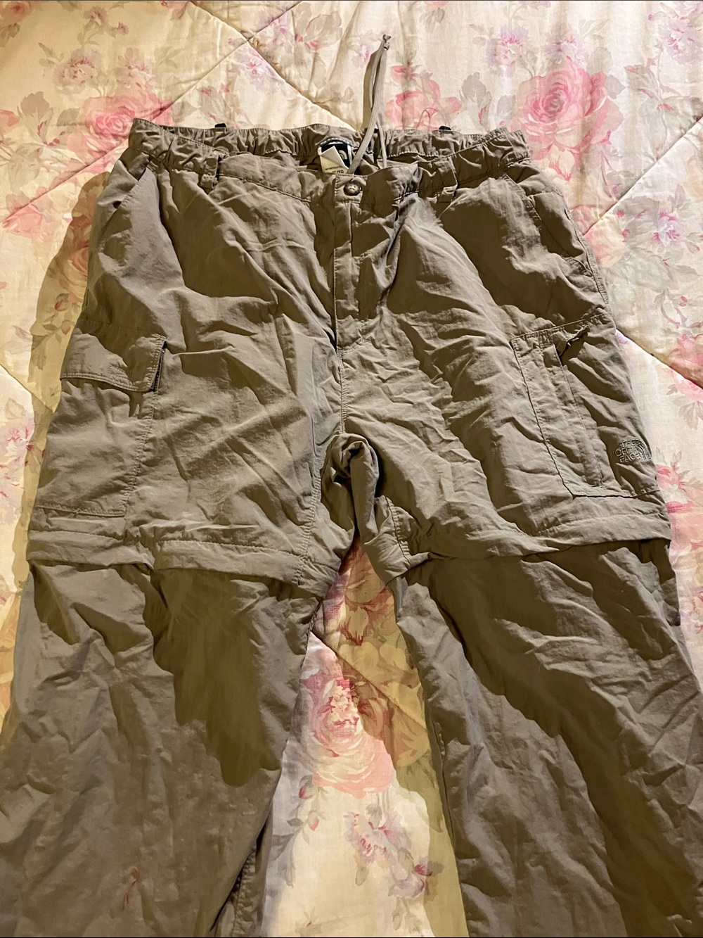 The North Face  XL nylon convertible pant